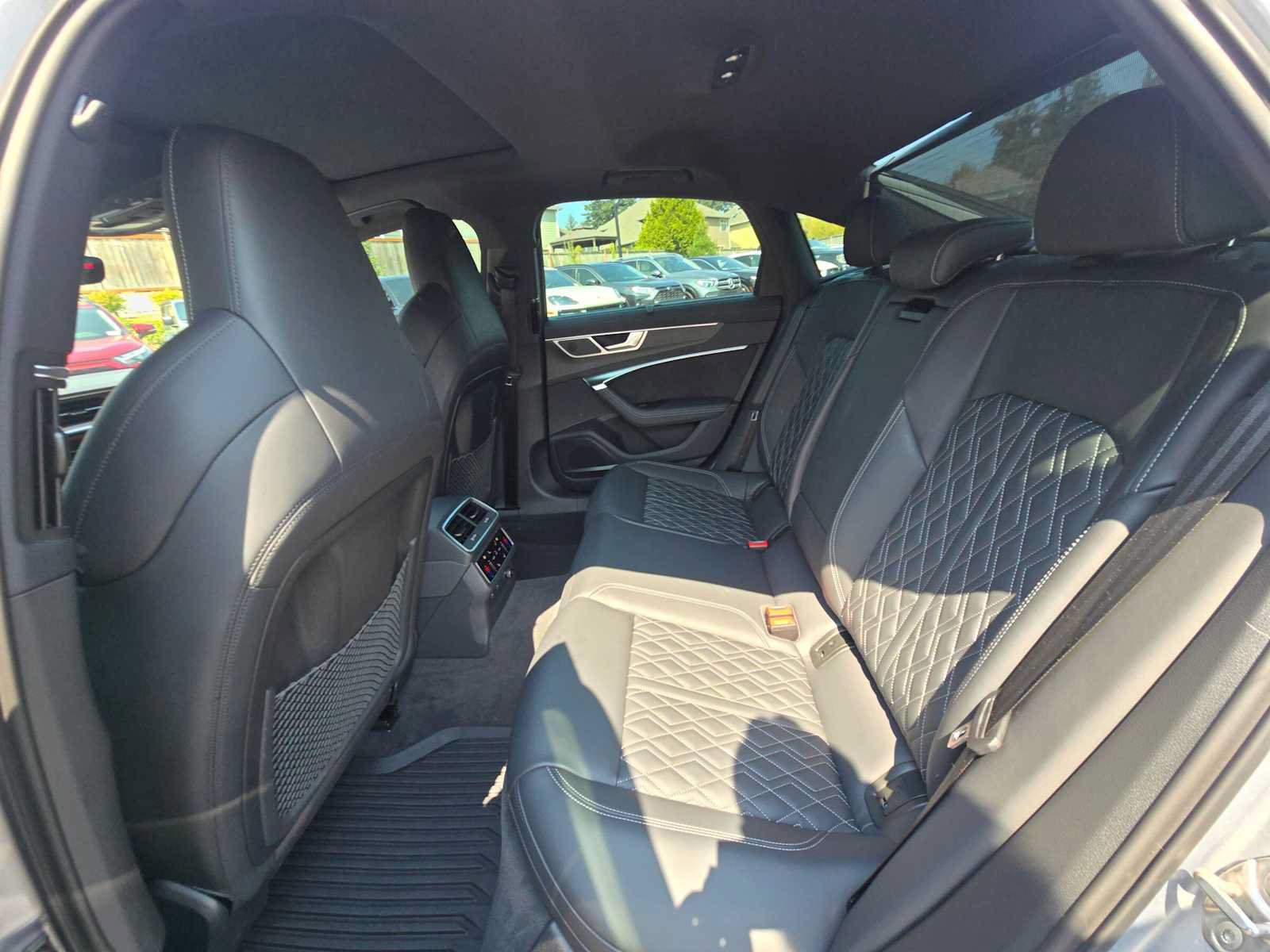 Used 2021 Audi S6 Prestige w/ Prestige Package AWD/4WD image 16