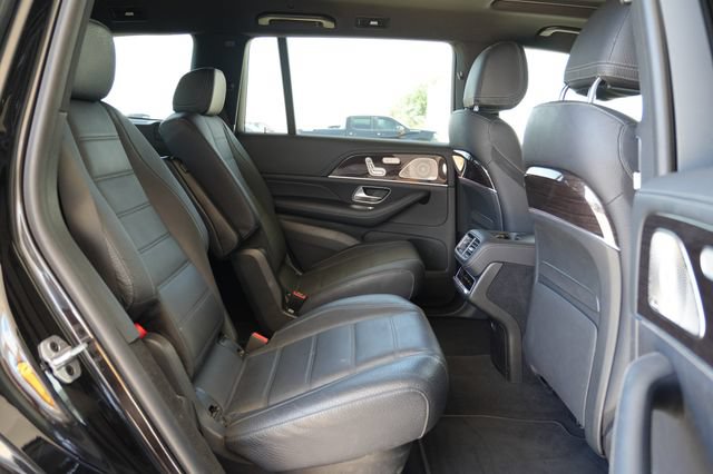 Used 2021 Mercedes-Benz GLS 580 4MATIC image 16
