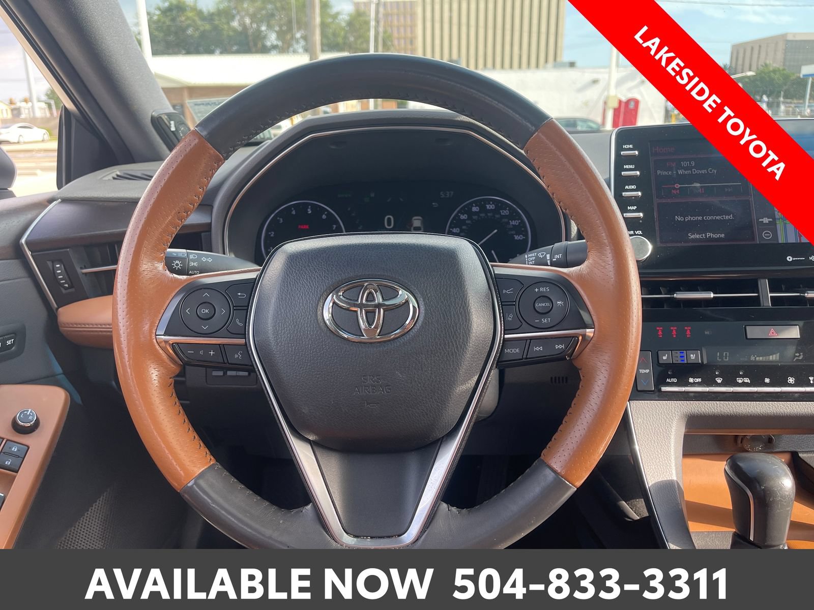 Used 2020 Toyota Avalon Limited FWD image 23