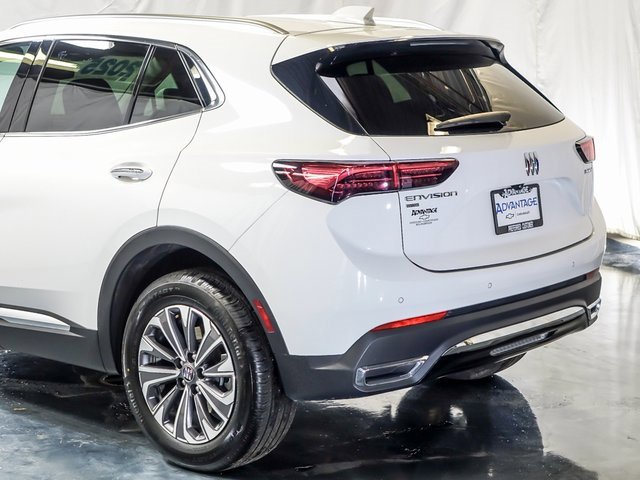 Certified 2025 Buick Envision Preferred image 10