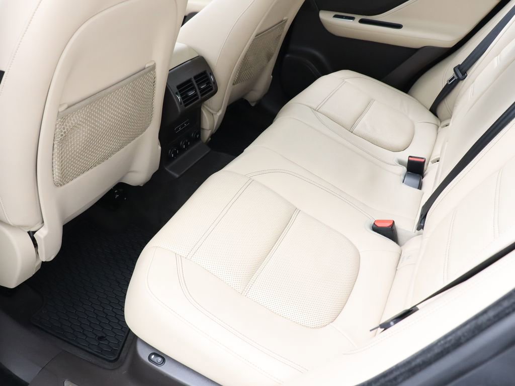 Used 2019 Jaguar F-PACE Prestige AWD/4WD image 39