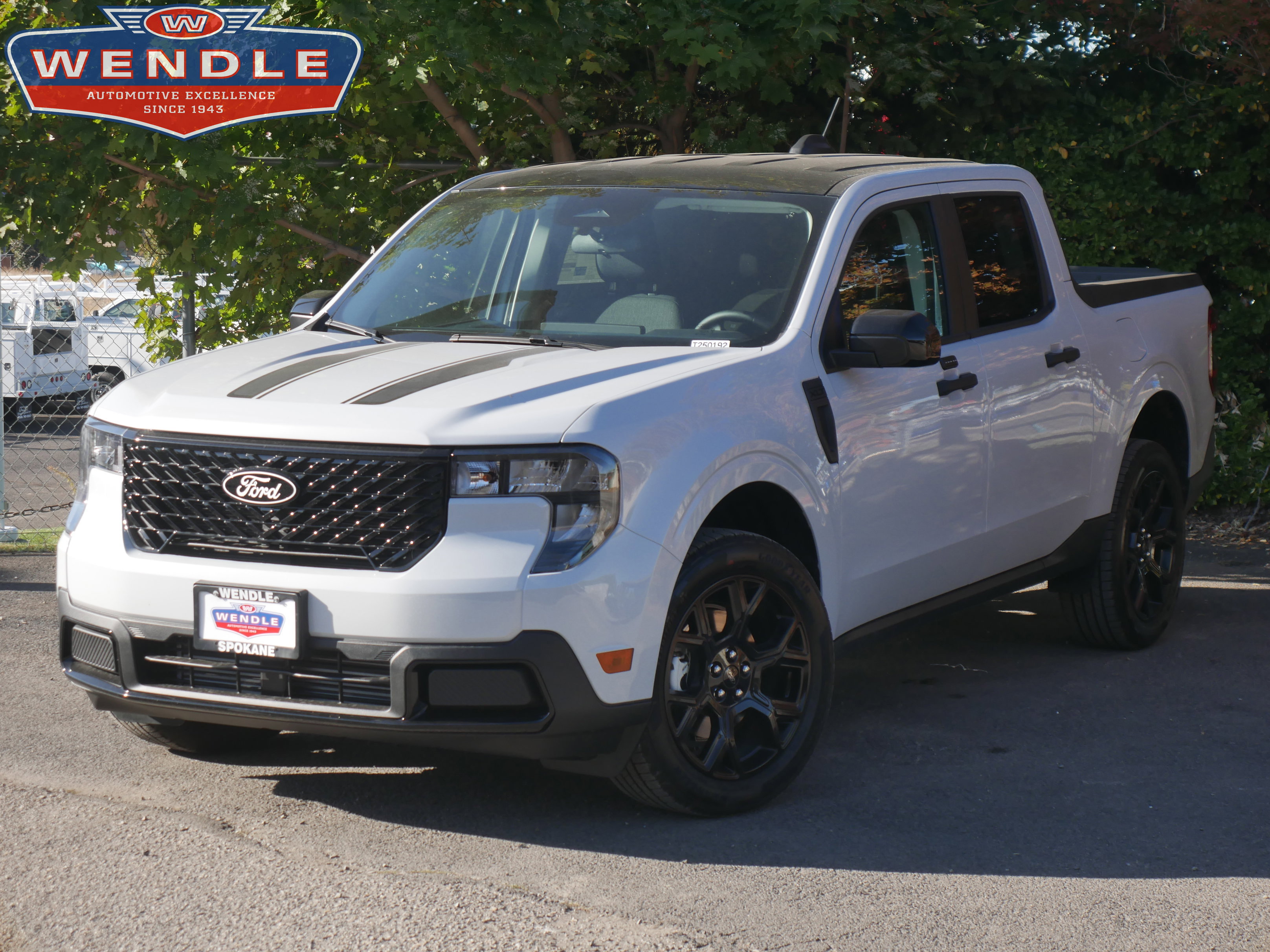 New 2025 Ford Maverick XLT w/ XLT Luxury Package