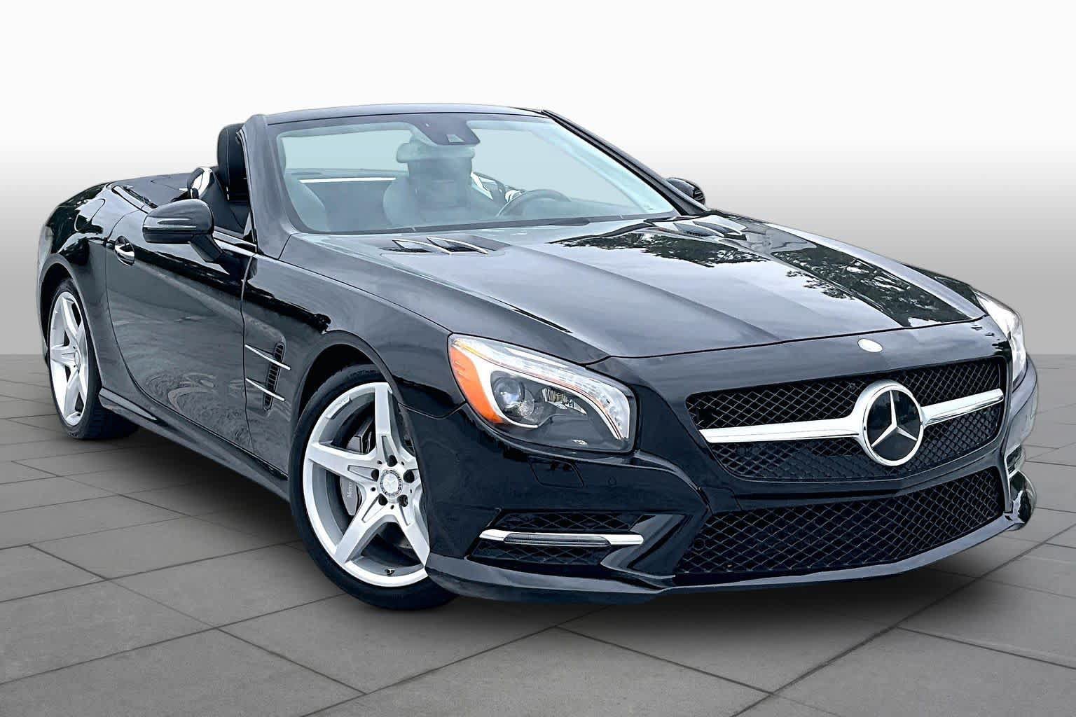 Used 2015 Mercedes-Benz SL 550 image 4