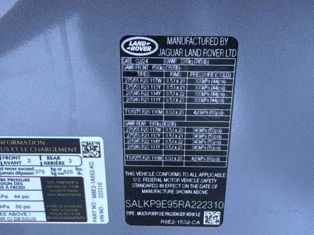 Used 2024 Land Rover Range Rover SE AWD/4WD image 28