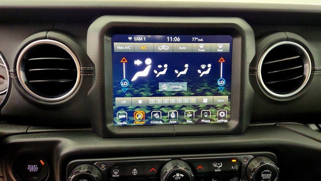 Used 2020 Jeep Gladiator Overland w/ Uconnect 4C Nav & Sound Group AWD/4WD image 20