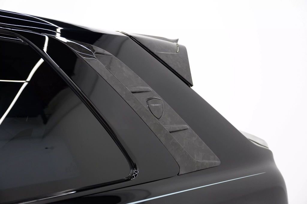 Used 2025 Rolls-Royce Cullinan image 16