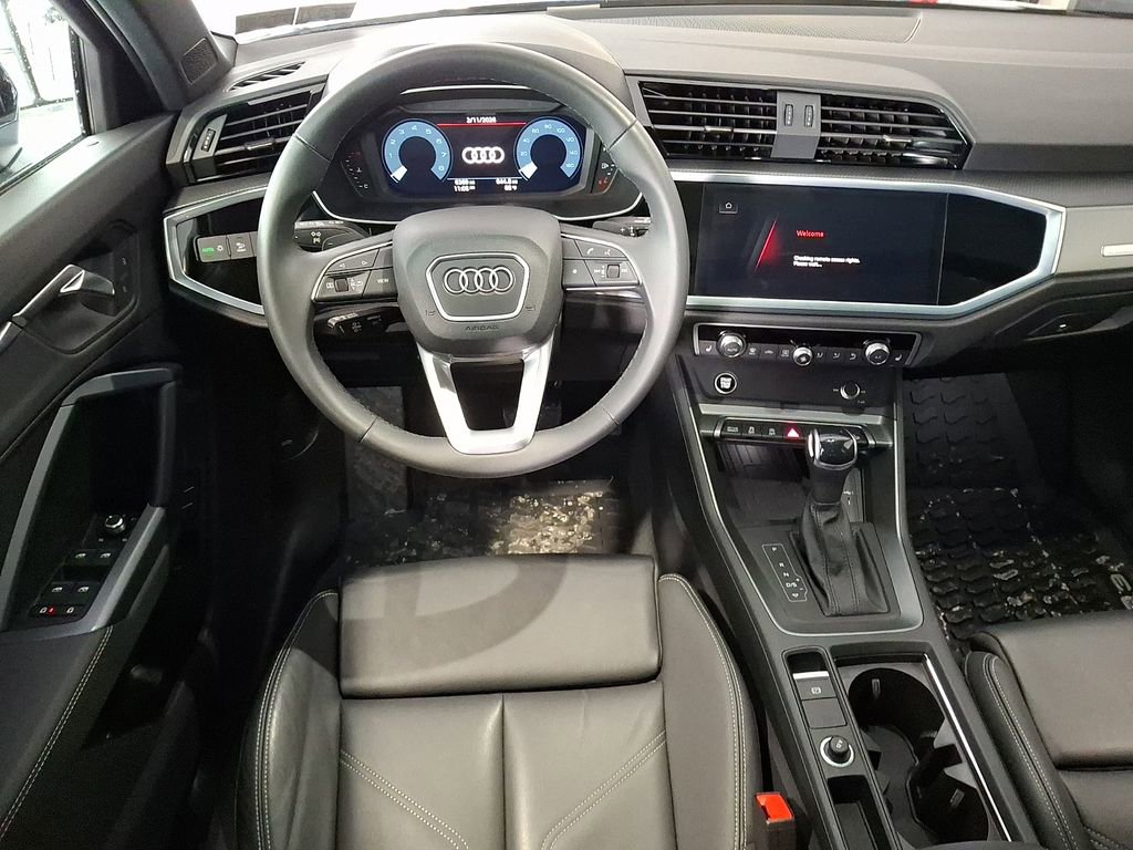 Certified 2025 Audi Q3 2.0T Premium w/ Convenience Package image 11