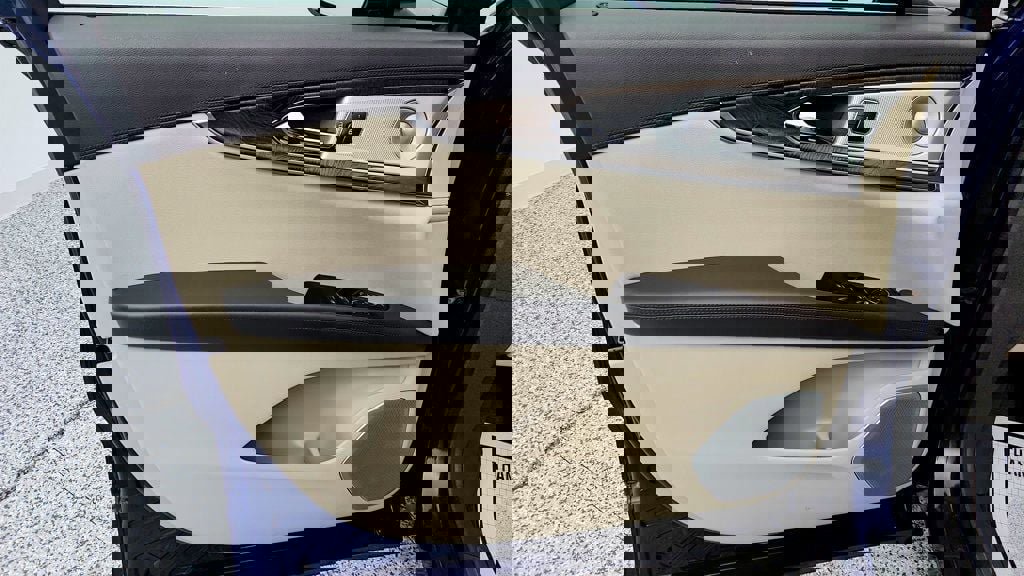 Used 2019 Lincoln Nautilus Reserve w/ Ultimate Package image 10