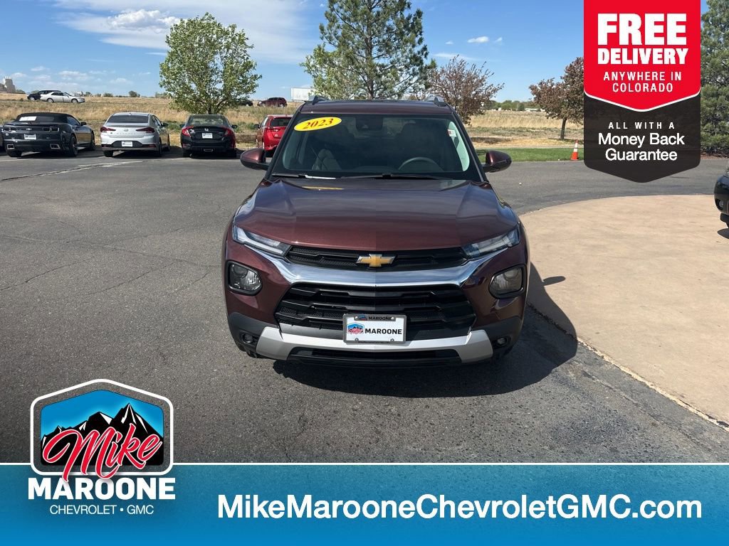 Used 2023 Chevrolet TrailBlazer LT w/ Convenience Package AWD/4WD image 1