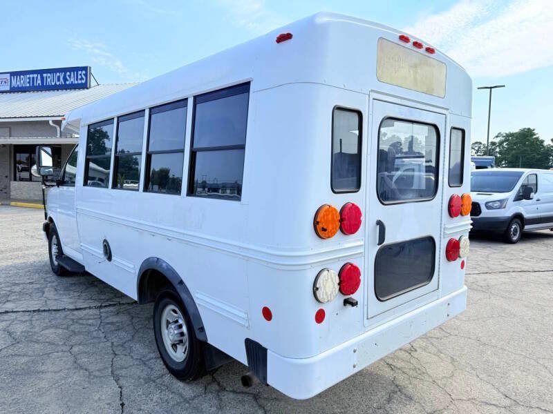 Used 2014 Chevrolet Express 3500 w/ School Bus Package RWD image 3