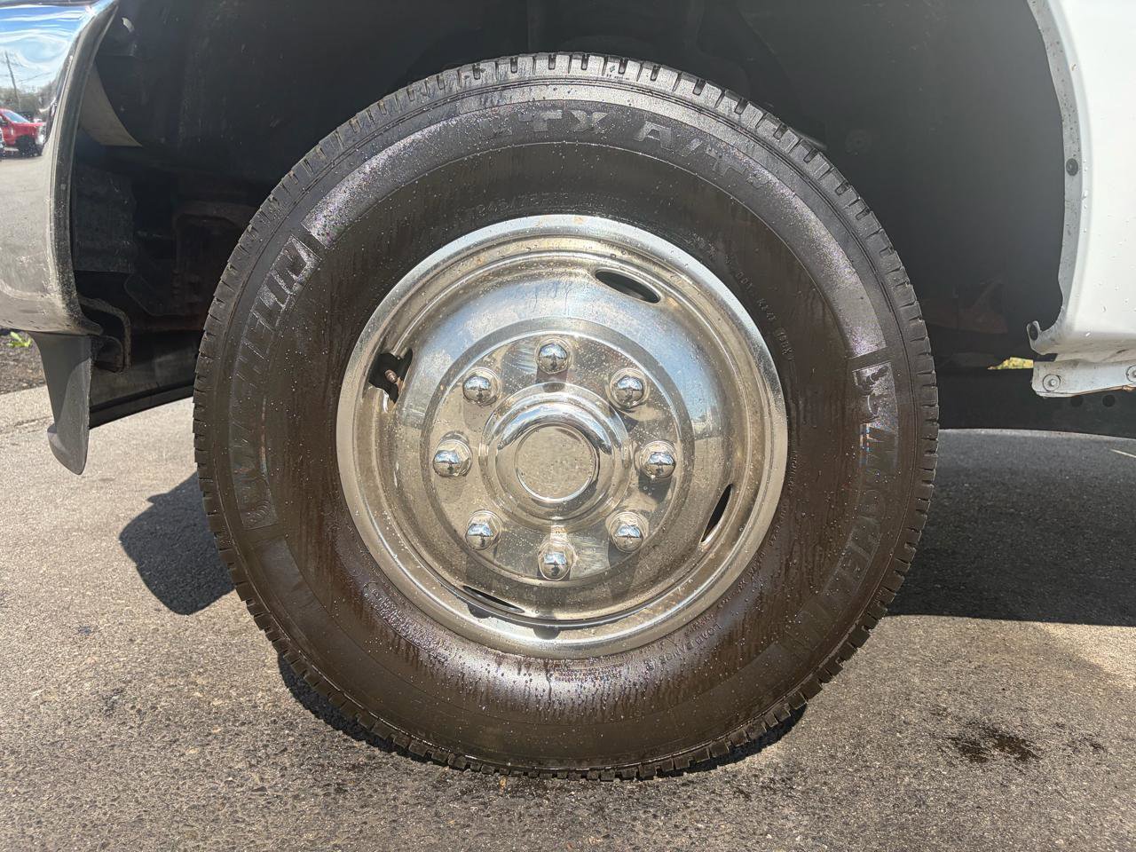 Used 2015 Ford F350 XL w/ Power Equipment Group AWD/4WD image 17