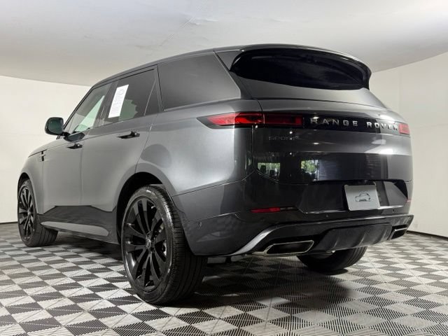 Used 2025 Land Rover Range Rover Sport Dynamic SE AWD/4WD image 4