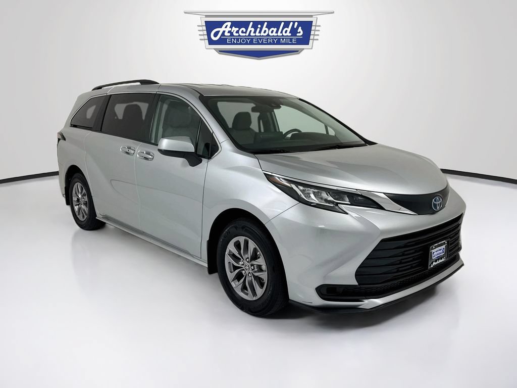 Used 2023 Toyota Sienna LE