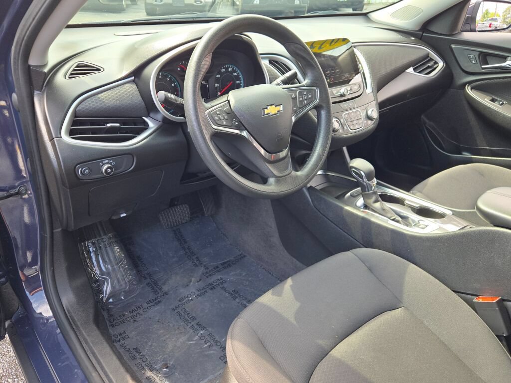 Certified 2025 Chevrolet Malibu LT FWD image 24