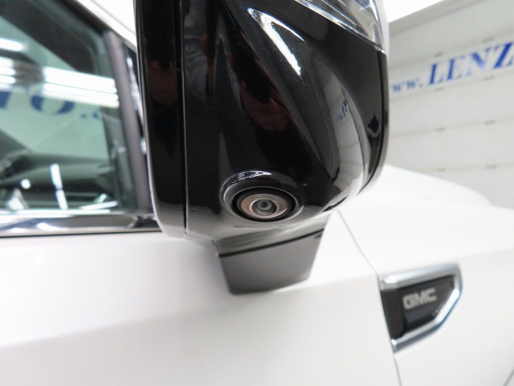 Used 2023 GMC Yukon Denali AWD/4WD image 53