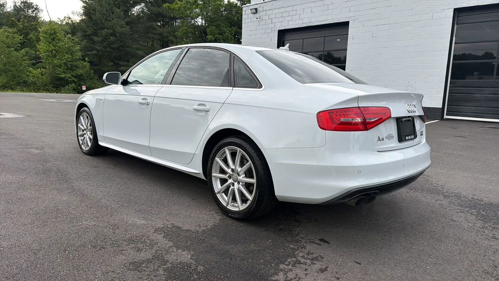 Used 2016 Audi A4 2.0T Premium Plus w/ Technology Package AWD/4WD image 5