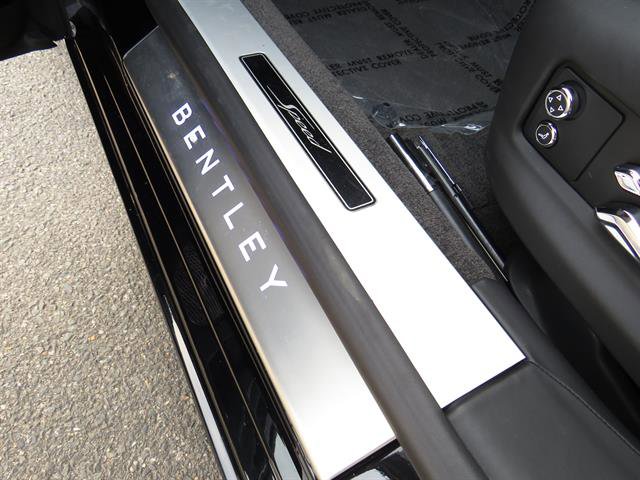 Used 2023 Bentley Flying Spur W12 image 9