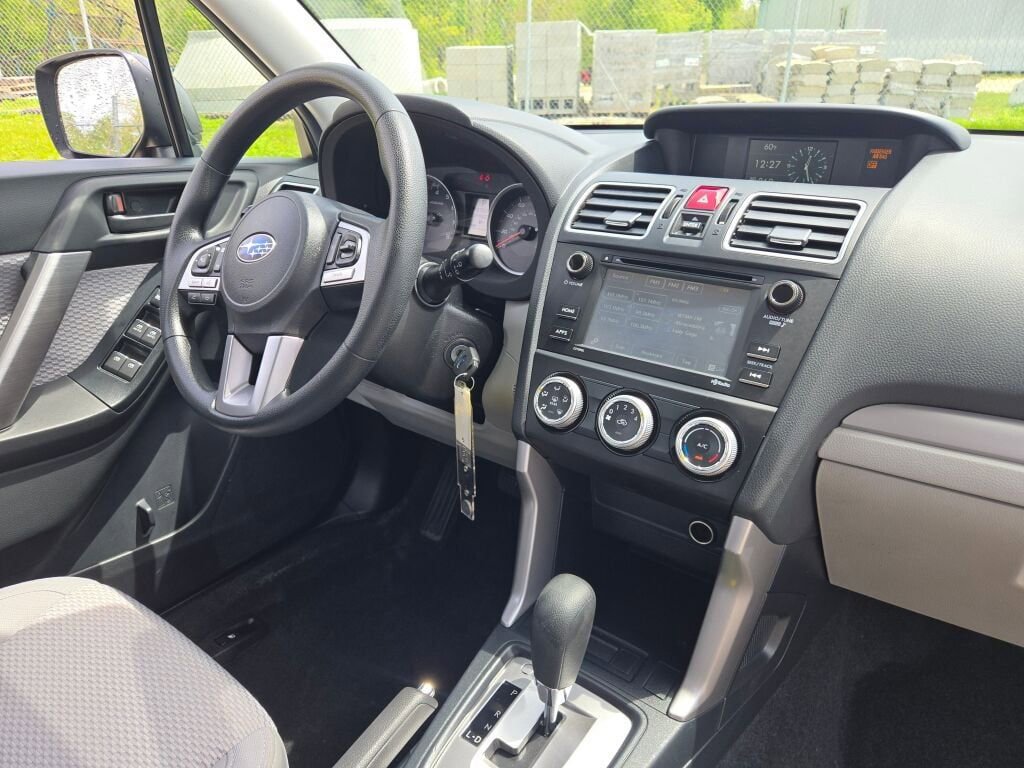 Used 2018 Subaru Forester 2.5i w/ Alloy Wheel Package AWD/4WD image 7