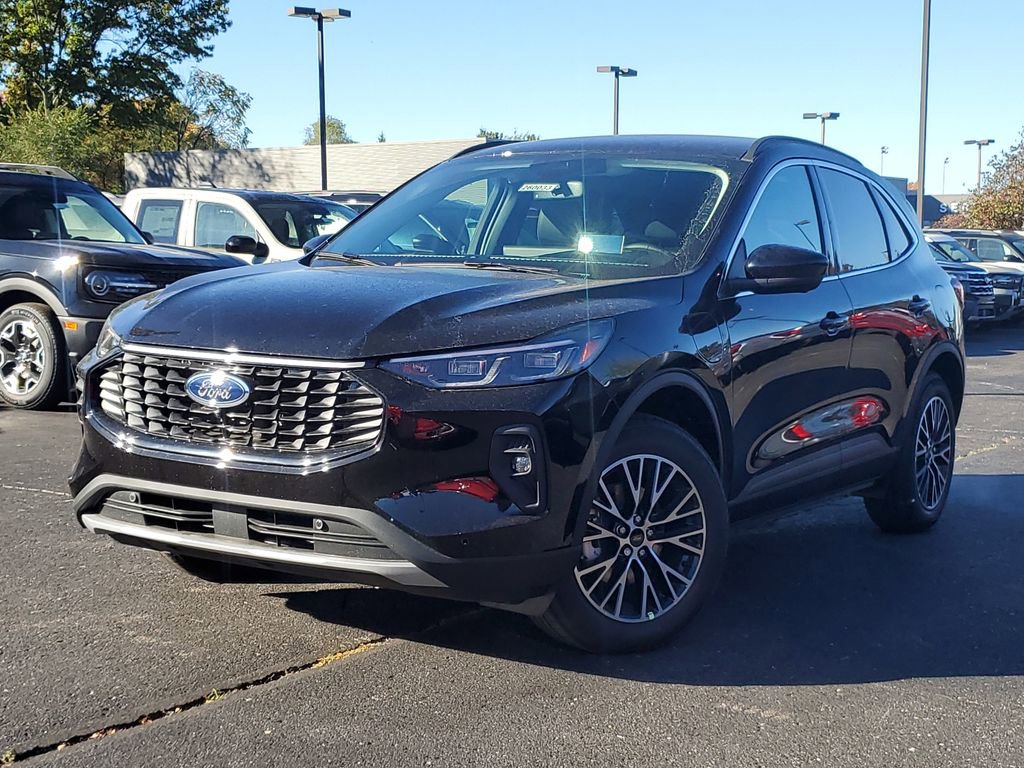 New 2026 Ford Escape SE w/ PHEV Premium Package image 1