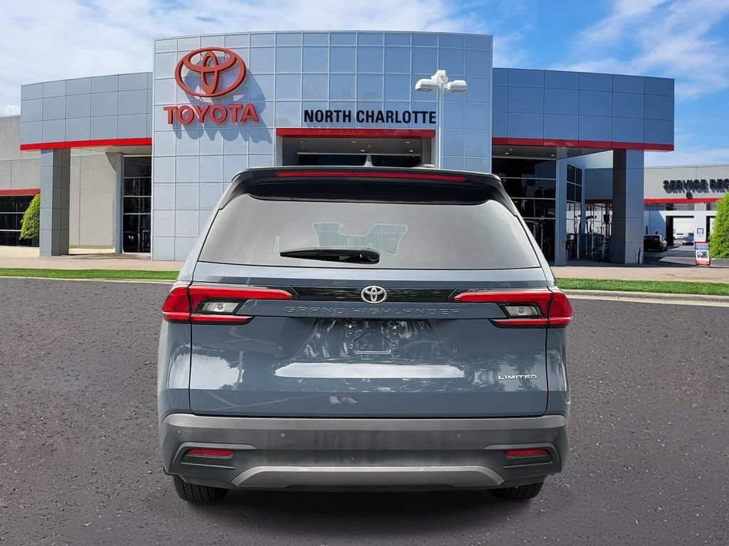Used 2024 Toyota Grand Highlander FWD image 7