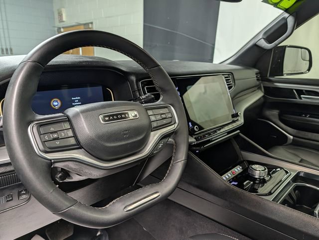 Used 2023 Jeep Wagoneer Series II image 20