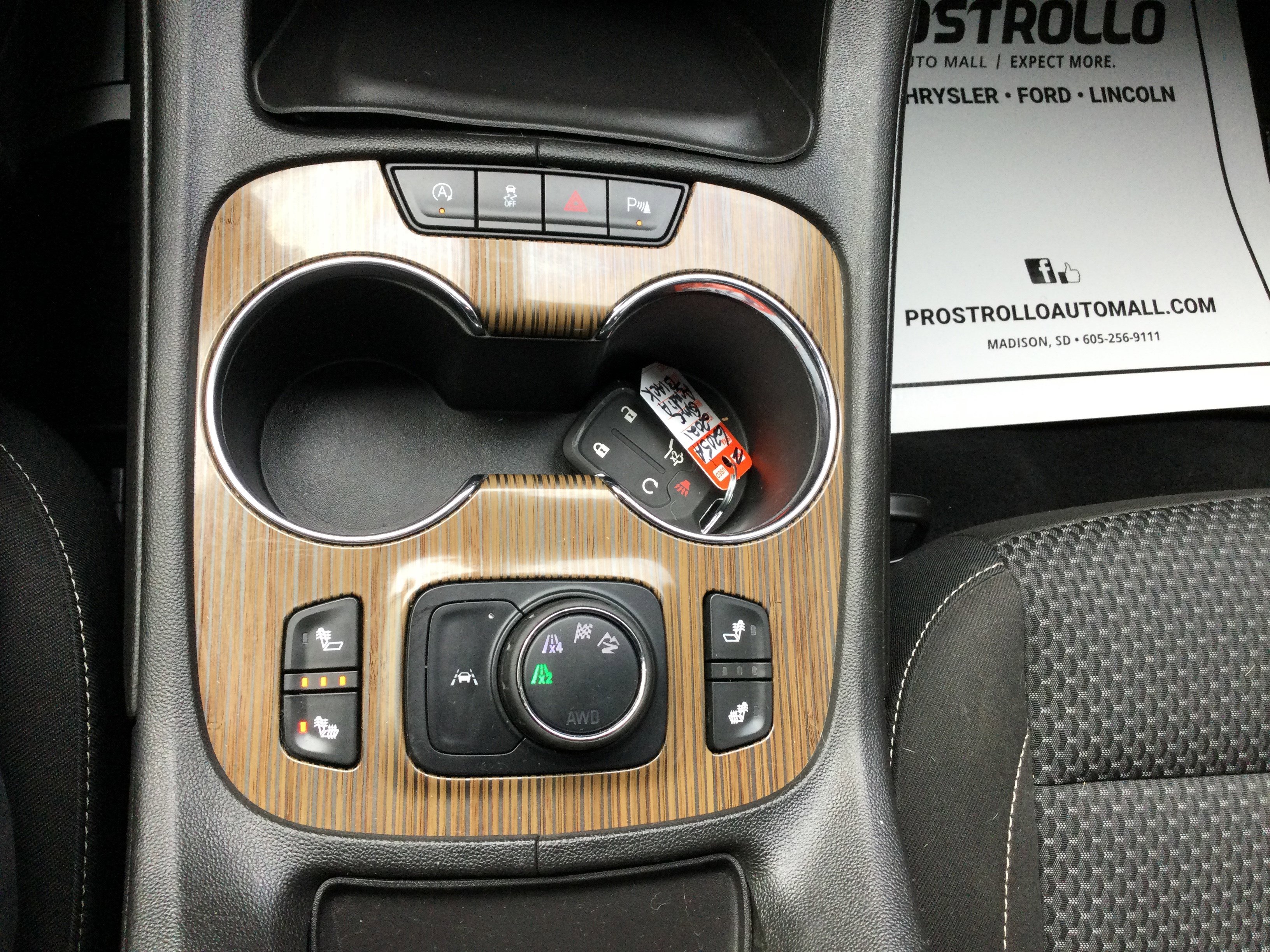 Used 2021 GMC Acadia SLE w/ Driver Convenience Package image 15