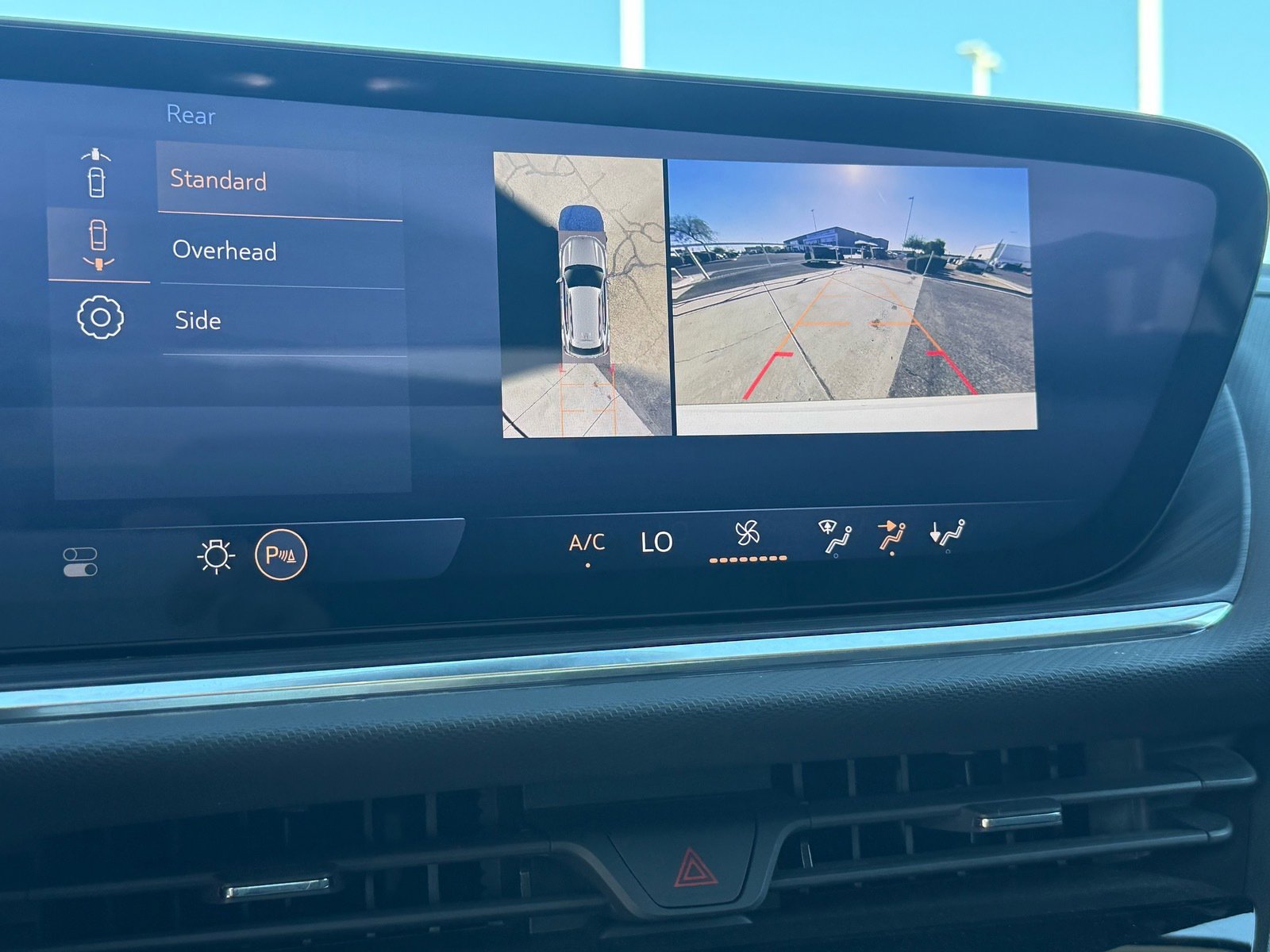 Used 2025 Buick Envision Preferred image 23