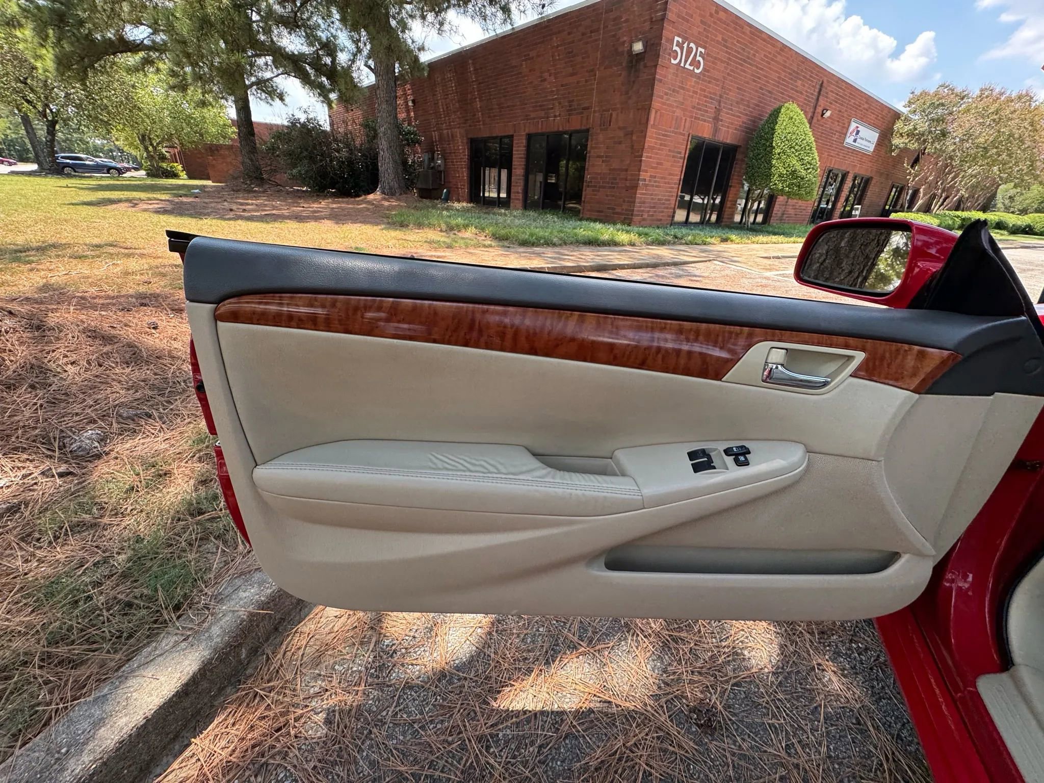 Used 2007 Toyota Solara SE Sport image 32