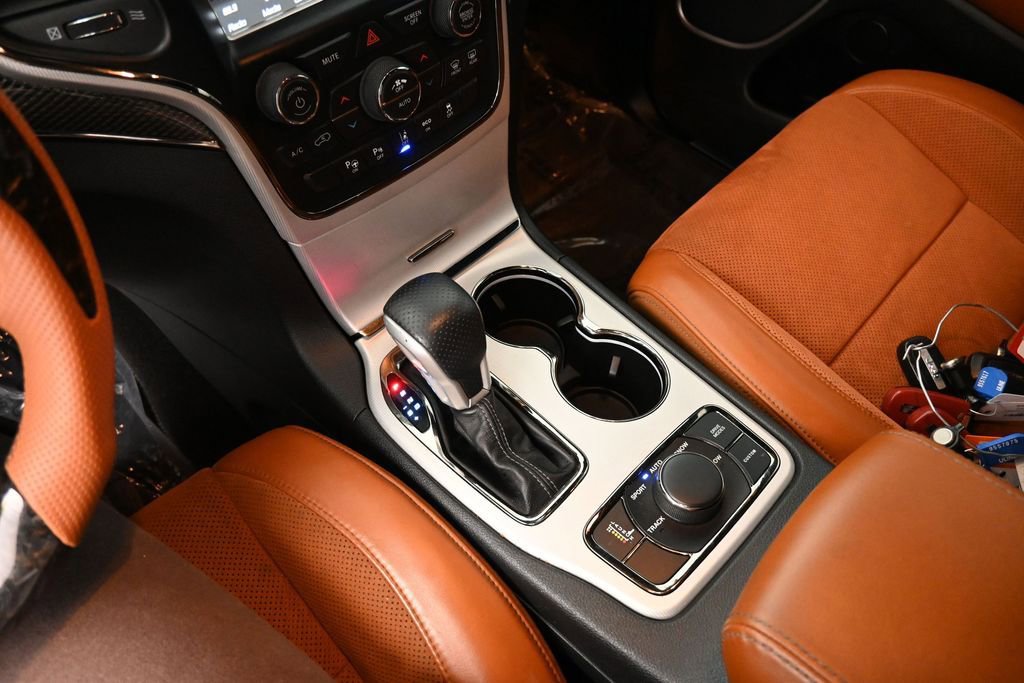 Used 2018 Jeep Grand Cherokee Trackhawk AWD/4WD image 34