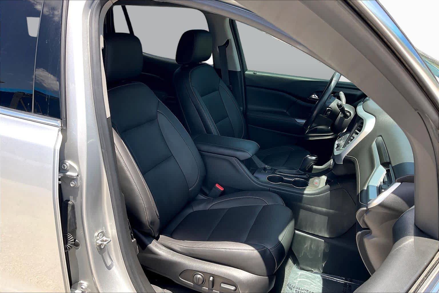 Used 2018 GMC Acadia SLT FWD image 8
