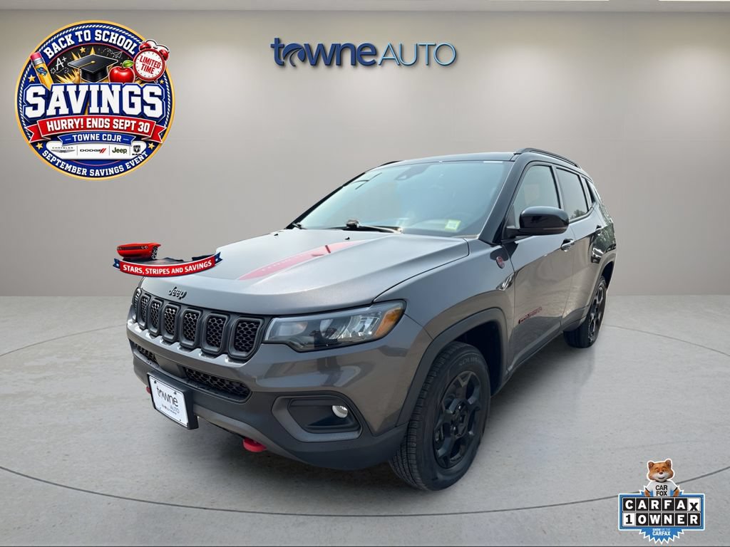 Used 2023 Jeep Compass Trailhawk AWD/4WD image 1
