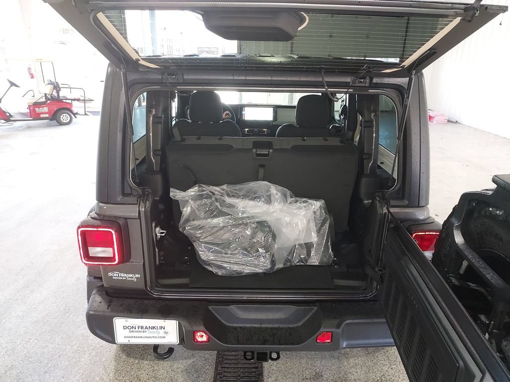 New 2026 Jeep Wrangler Sport AWD/4WD image 28