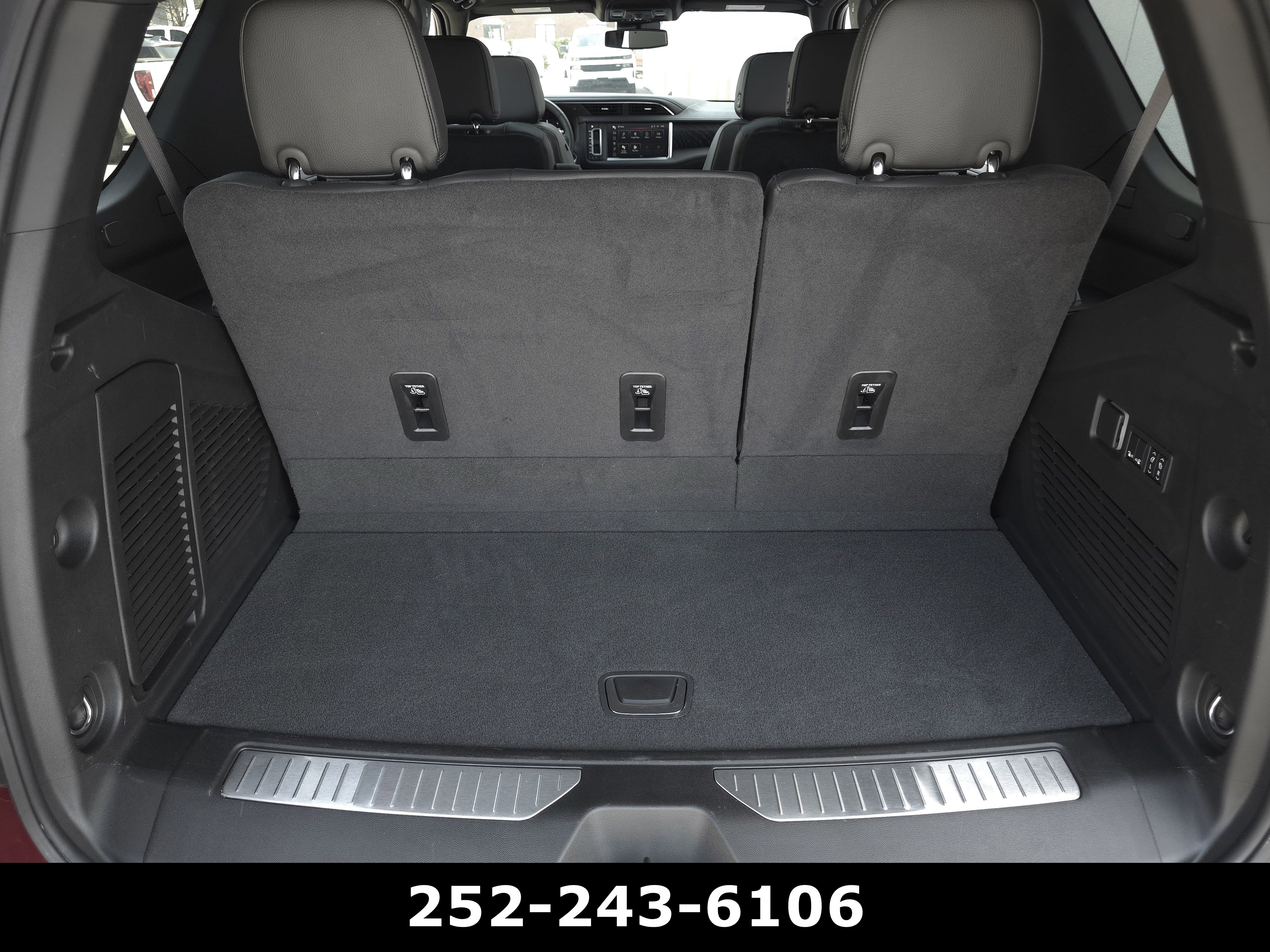 Used 2024 GMC Yukon Denali w/ Max Trailering Package image 35