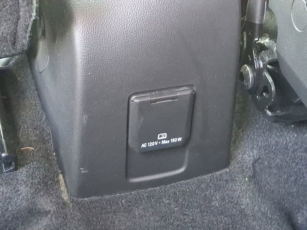 Certified 2022 Chevrolet Trax LT w/ LT Convenience Package AWD/4WD image 11