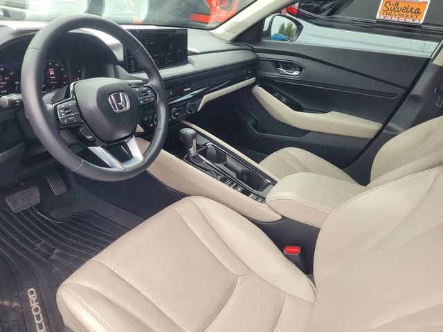 Used 2024 Honda Accord Touring image 10