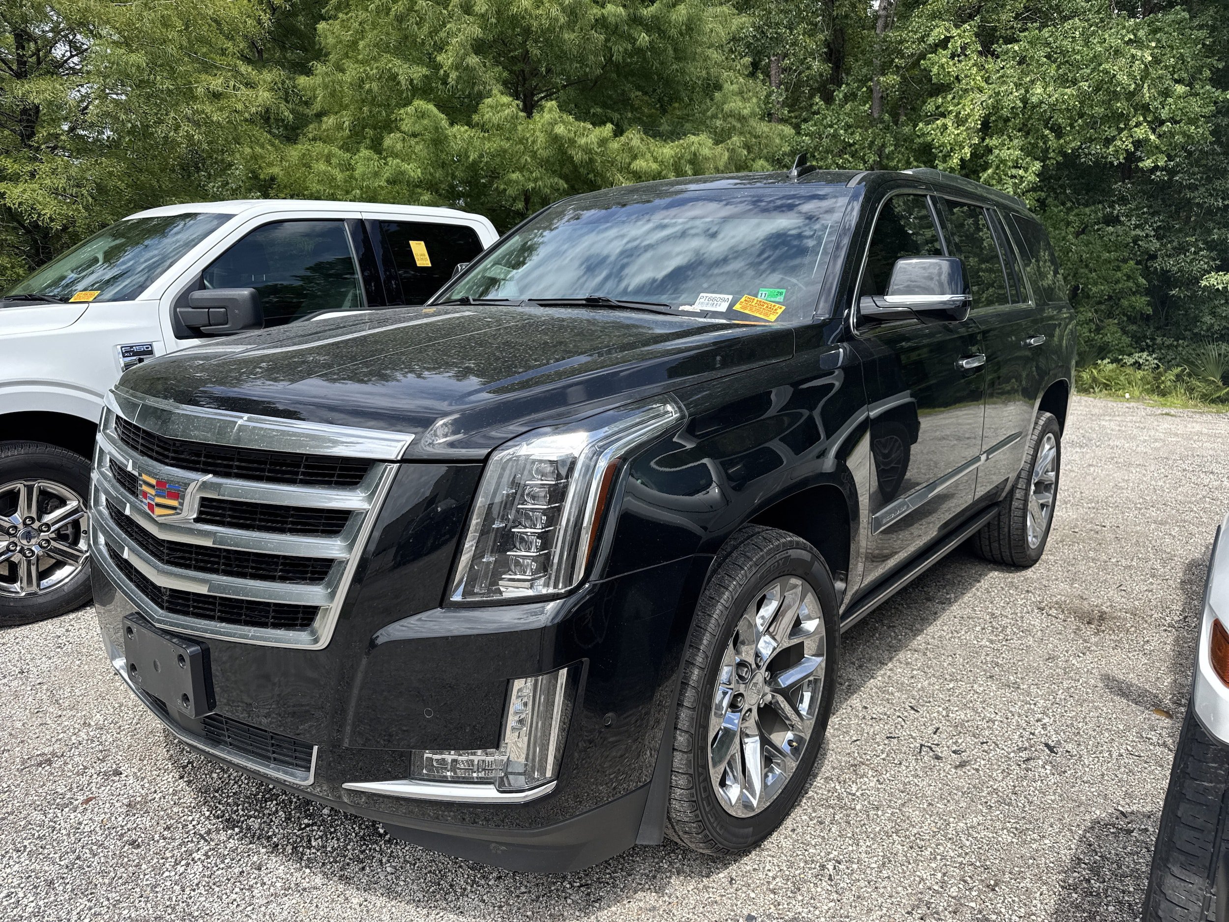 Used 2020 Cadillac Escalade Premium Luxury AWD/4WD video 1