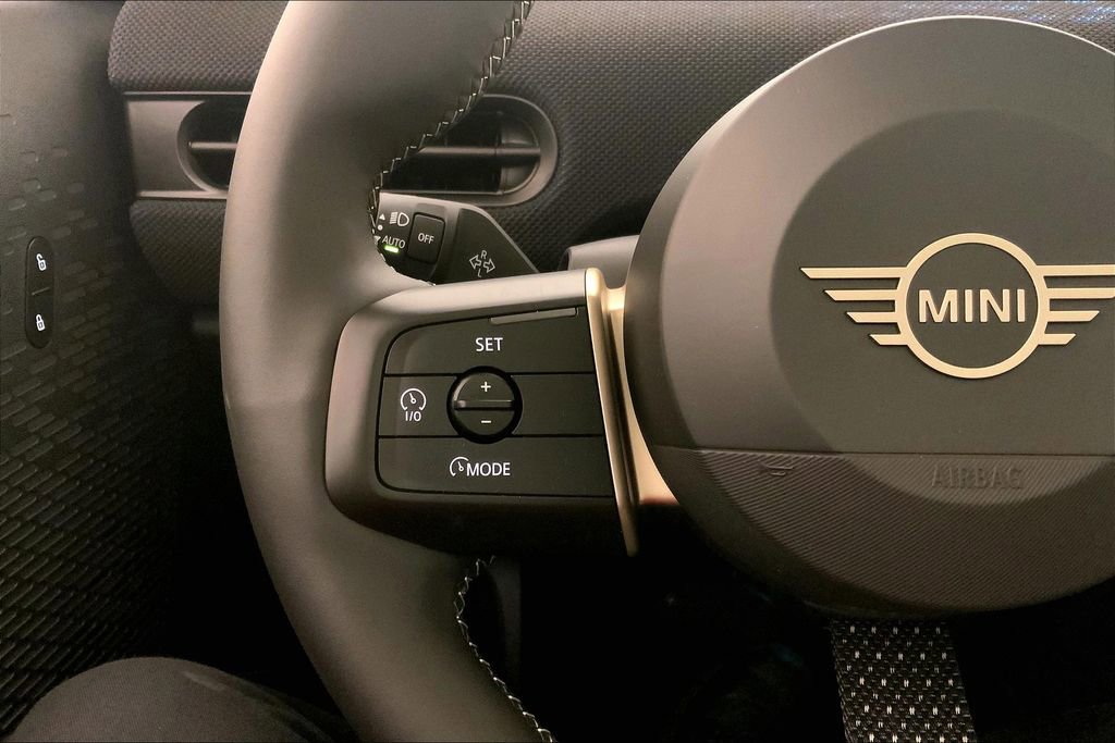 Certified 2025 MINI Cooper S image 18