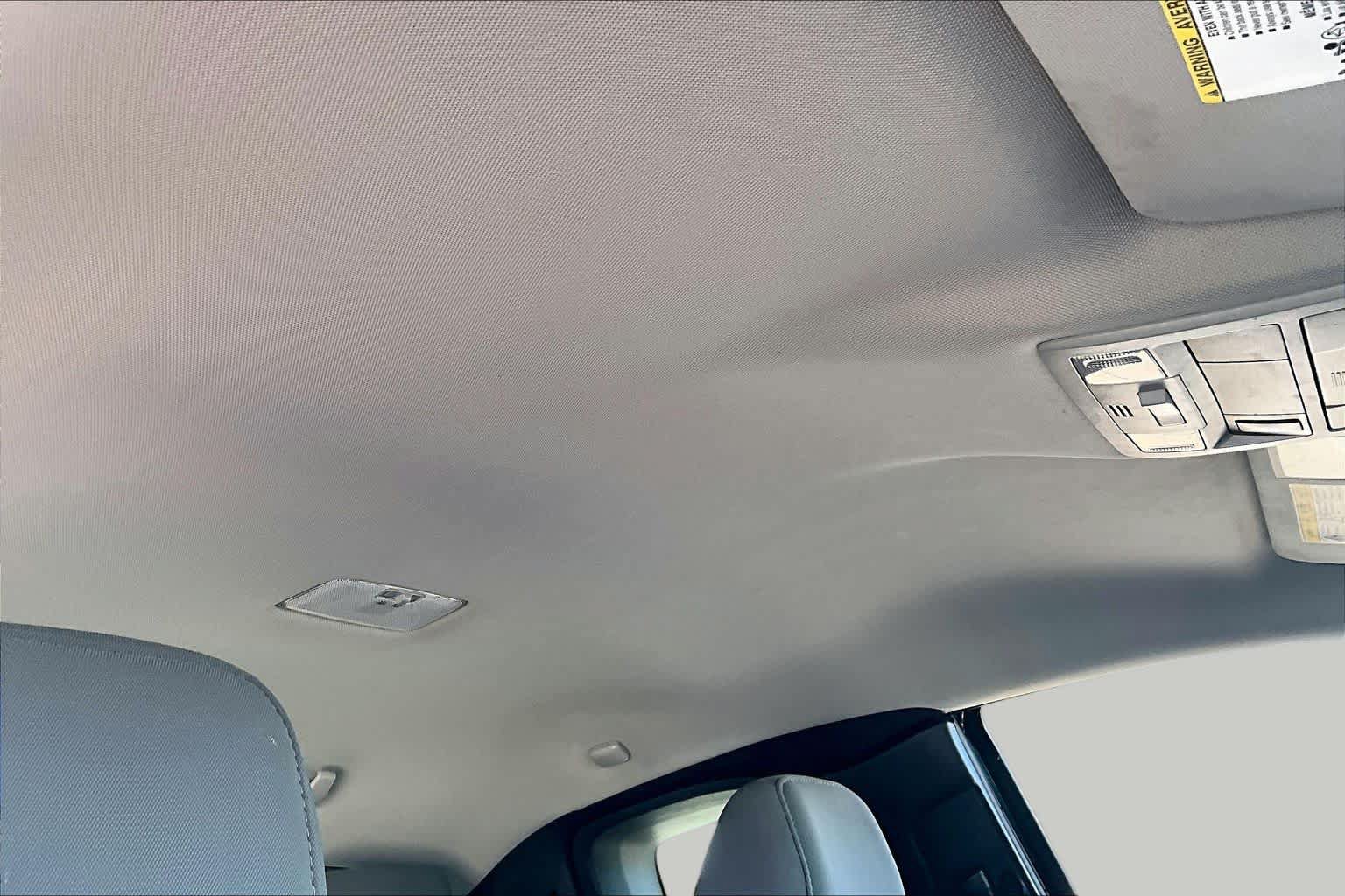 Used 2018 Toyota Tacoma SR AWD/4WD image 13