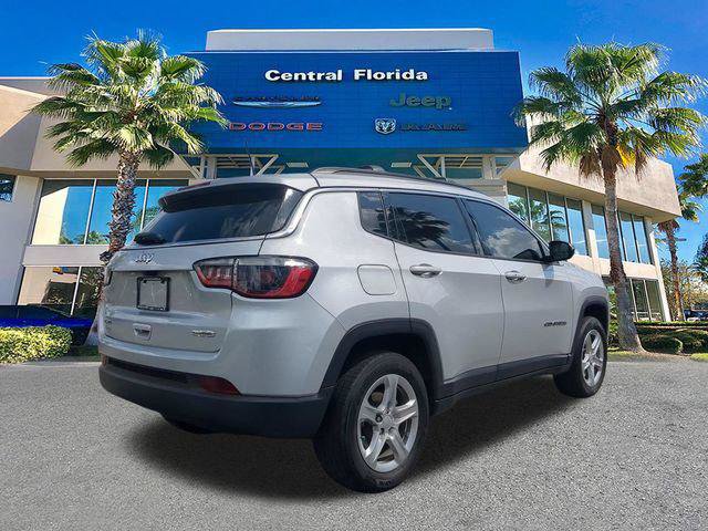 Certified 2024 Jeep Compass Latitude AWD/4WD image 5