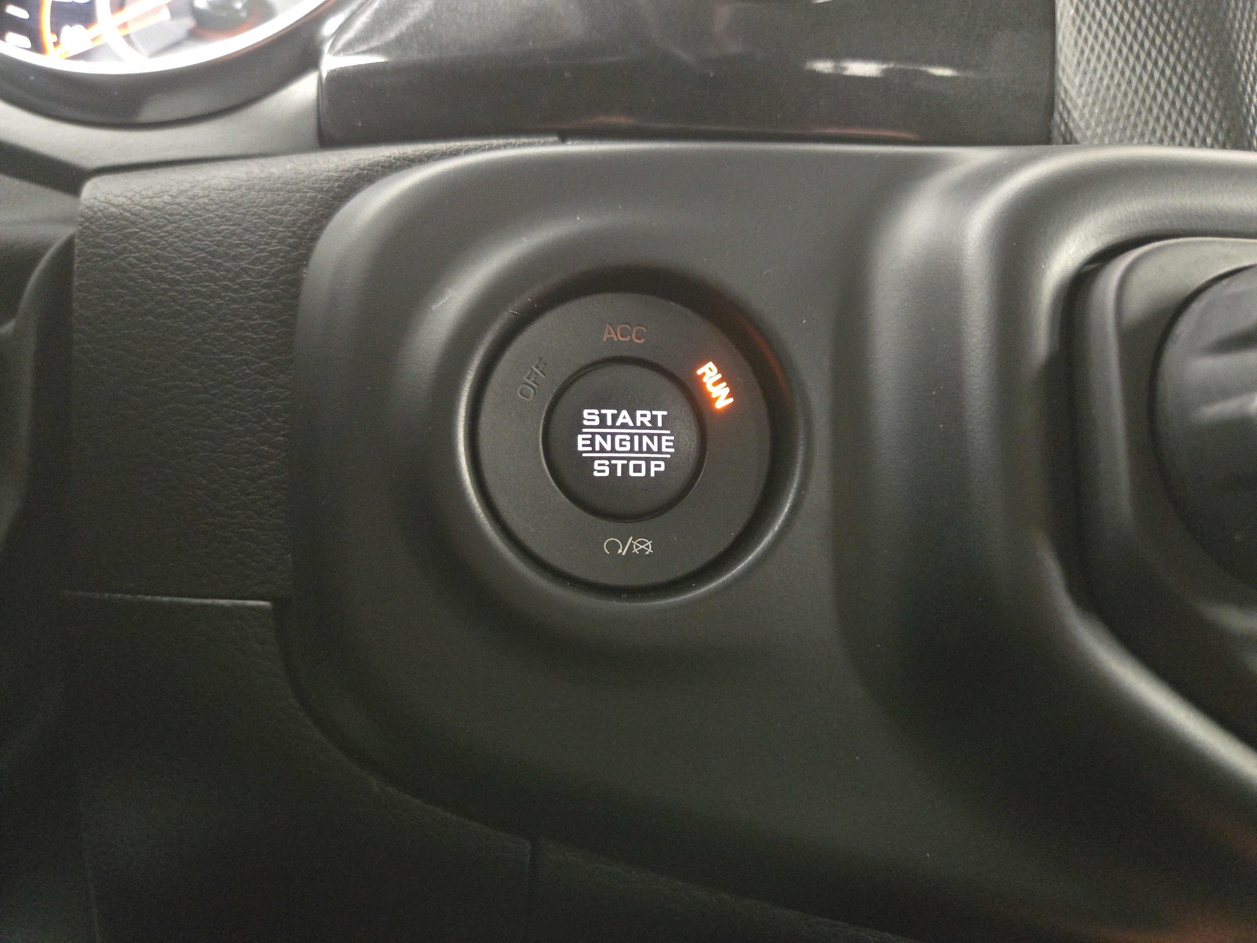 Certified 2022 Jeep Gladiator Sport image 26