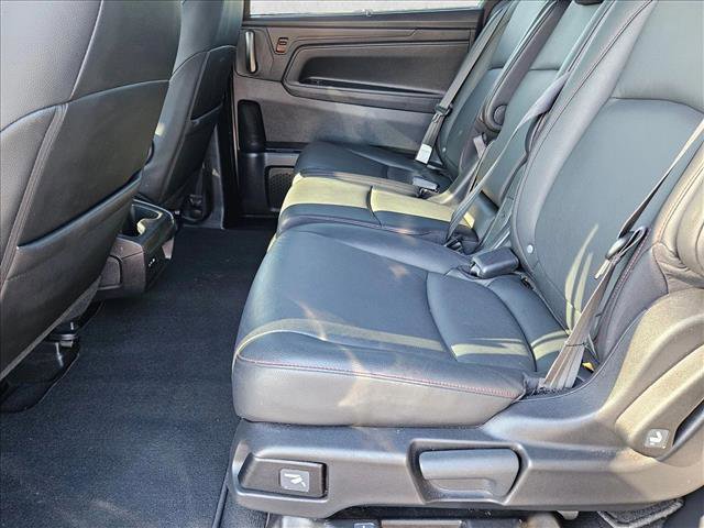 Used 2025 Honda Odyssey Sport-L image 17