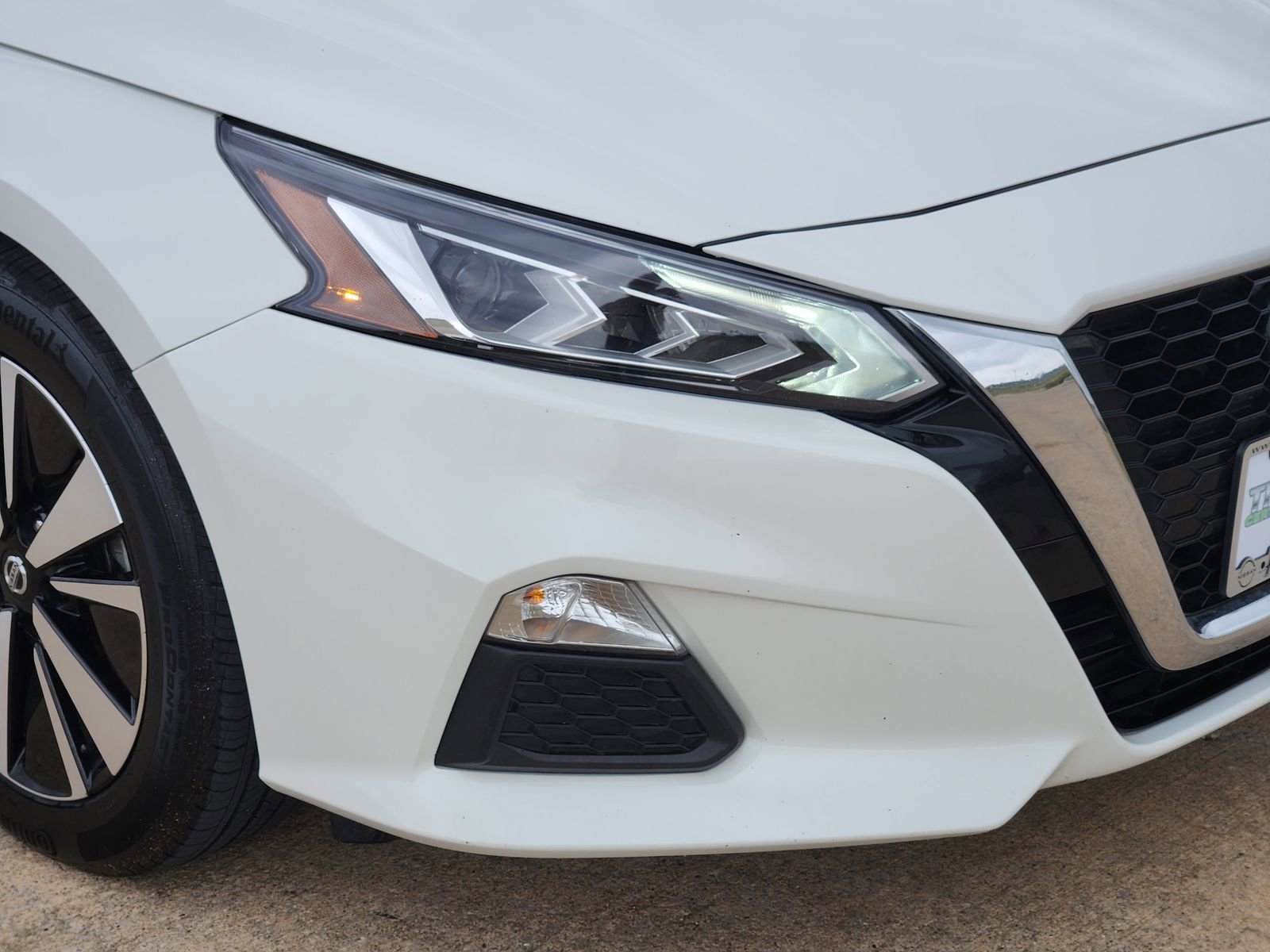 Used 2022 Nissan Altima 2.5 SV w/ SV Premium Package image 11