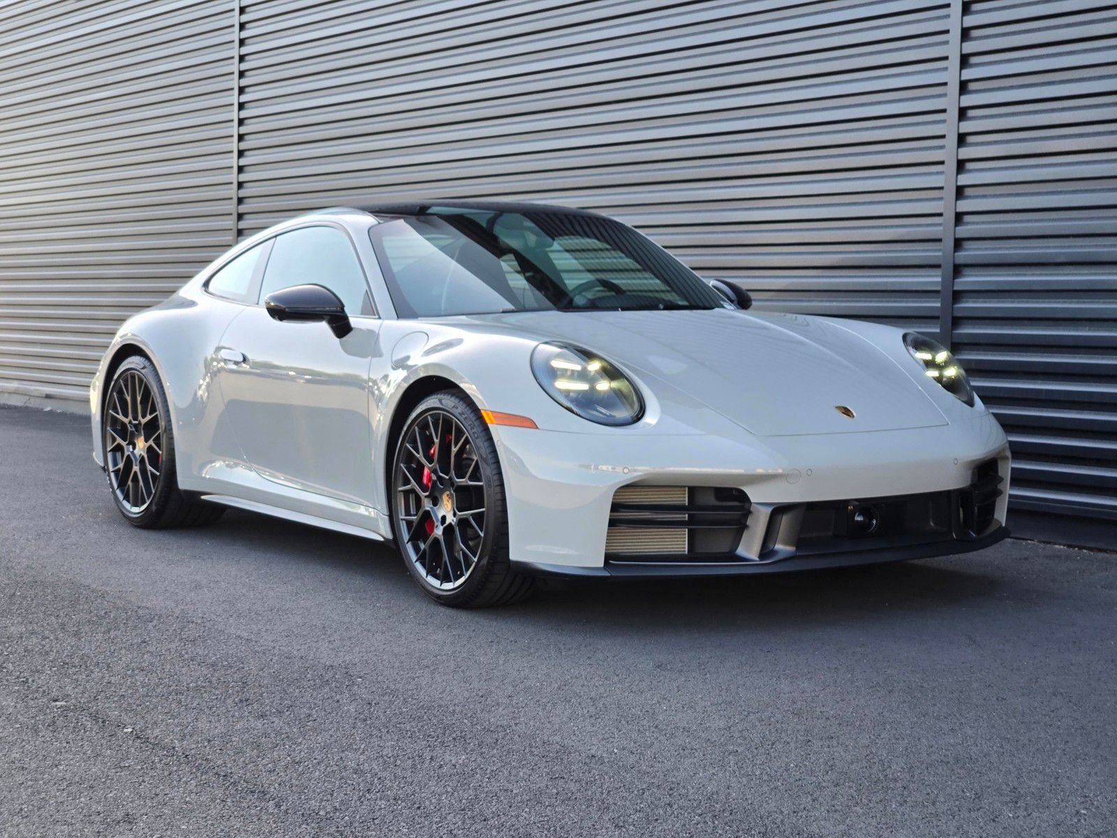 Certified 2025 Porsche 911 Carrera S RWD image 9
