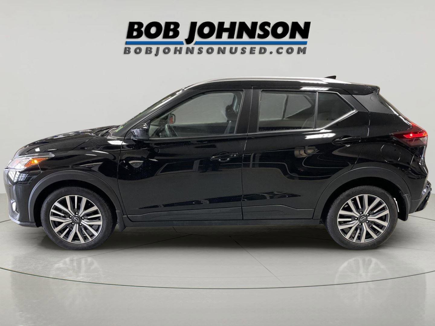 Used 2023 Nissan Kicks SV FWD image 4