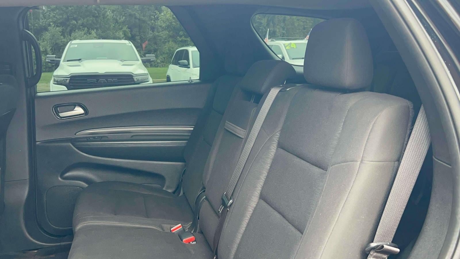 Used 2022 Dodge Durango SXT AWD/4WD image 29