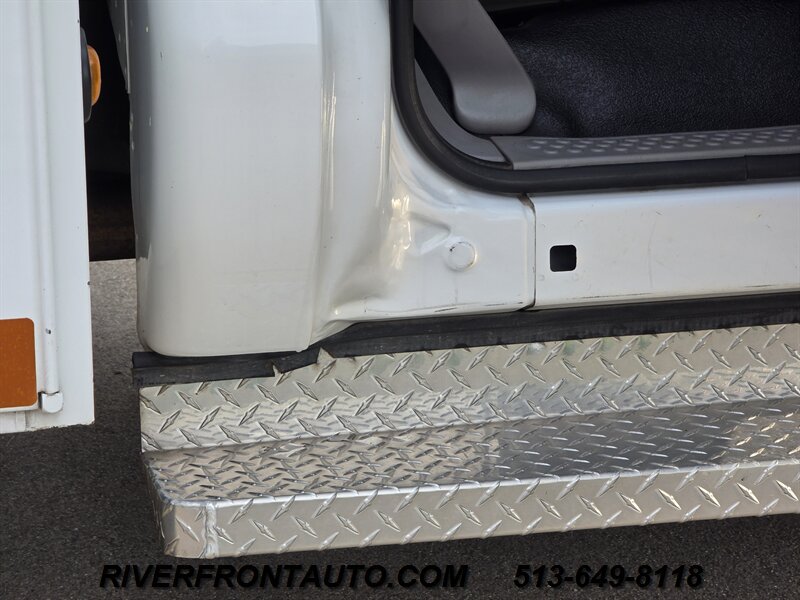 Used 2001 Ford F450 Lariat RWD image 28