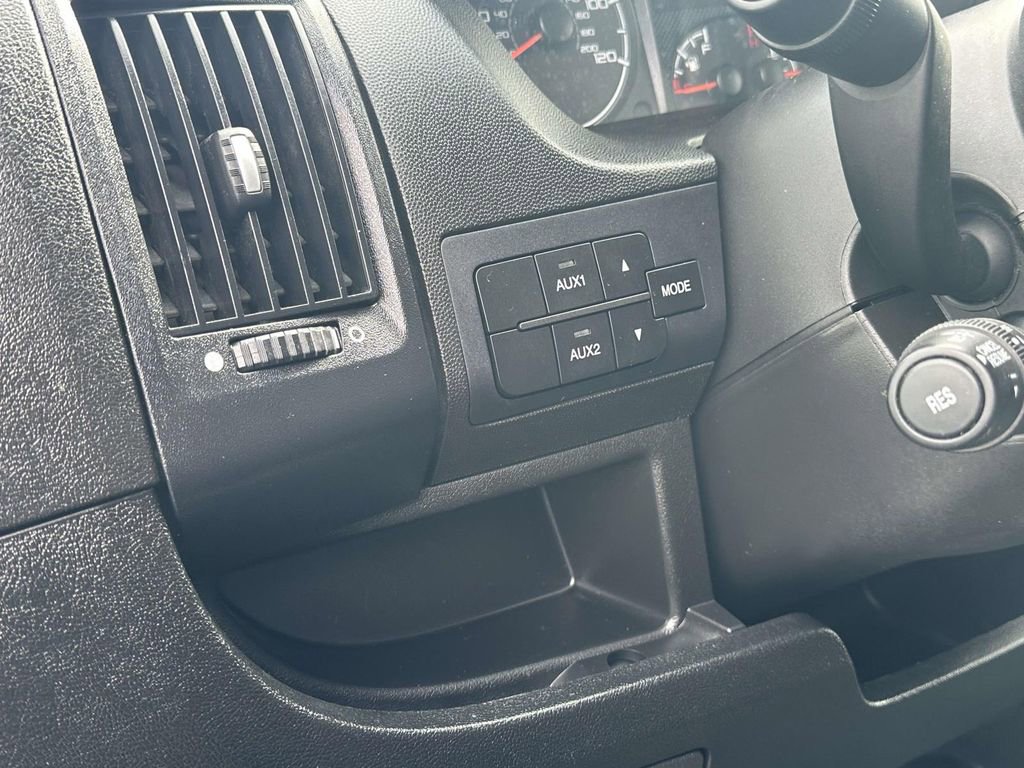 Used 2019 RAM ProMaster 3500 w/ Premium Appearance Group image 21