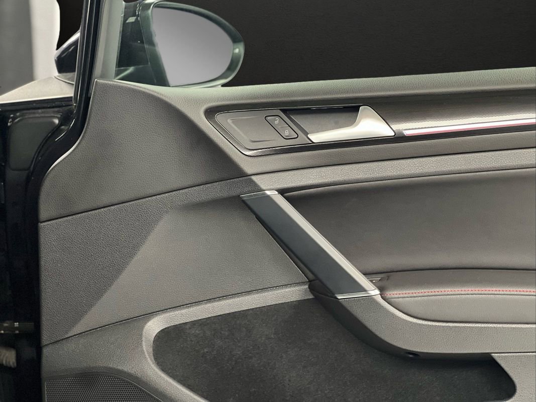 Used 2015 Volkswagen GTI Autobahn w/ Lighting Package (SEL) image 35