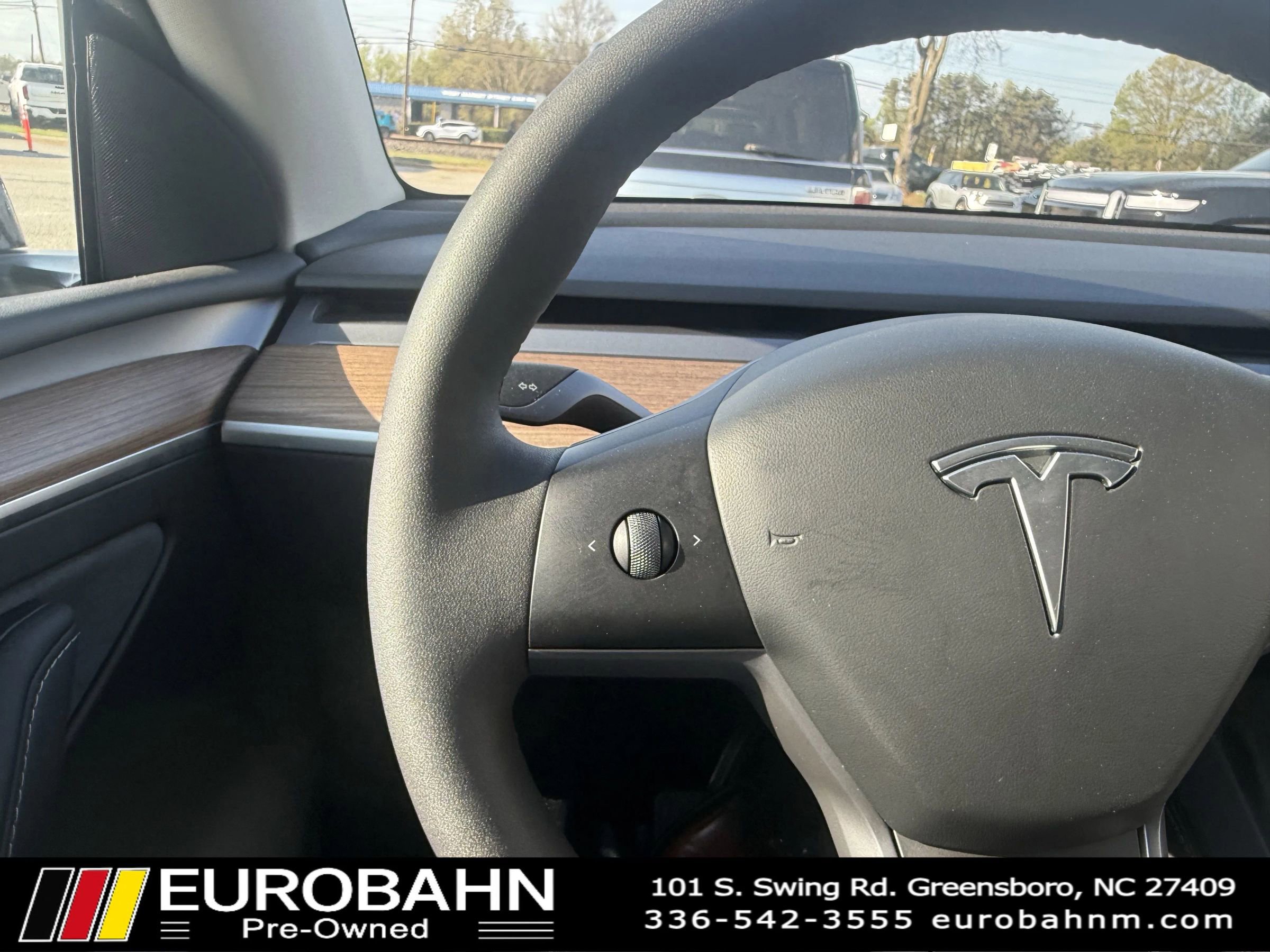 Used 2024 Tesla Model Y Long Range AWD/4WD image 22