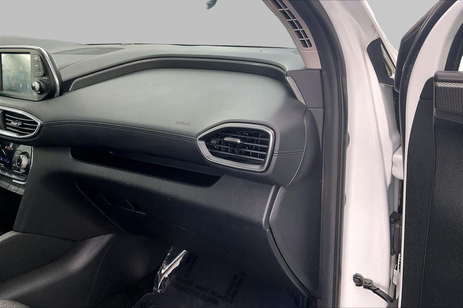 Used 2020 Hyundai Santa Fe SEL w/ Convenience Package FWD image 19